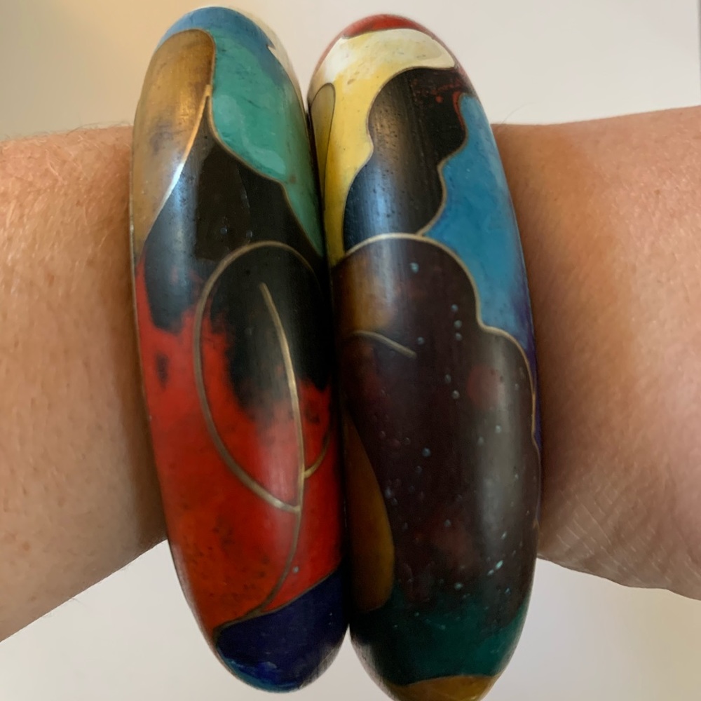 Gorgeous bangles and earring set - Picture 3 of 6